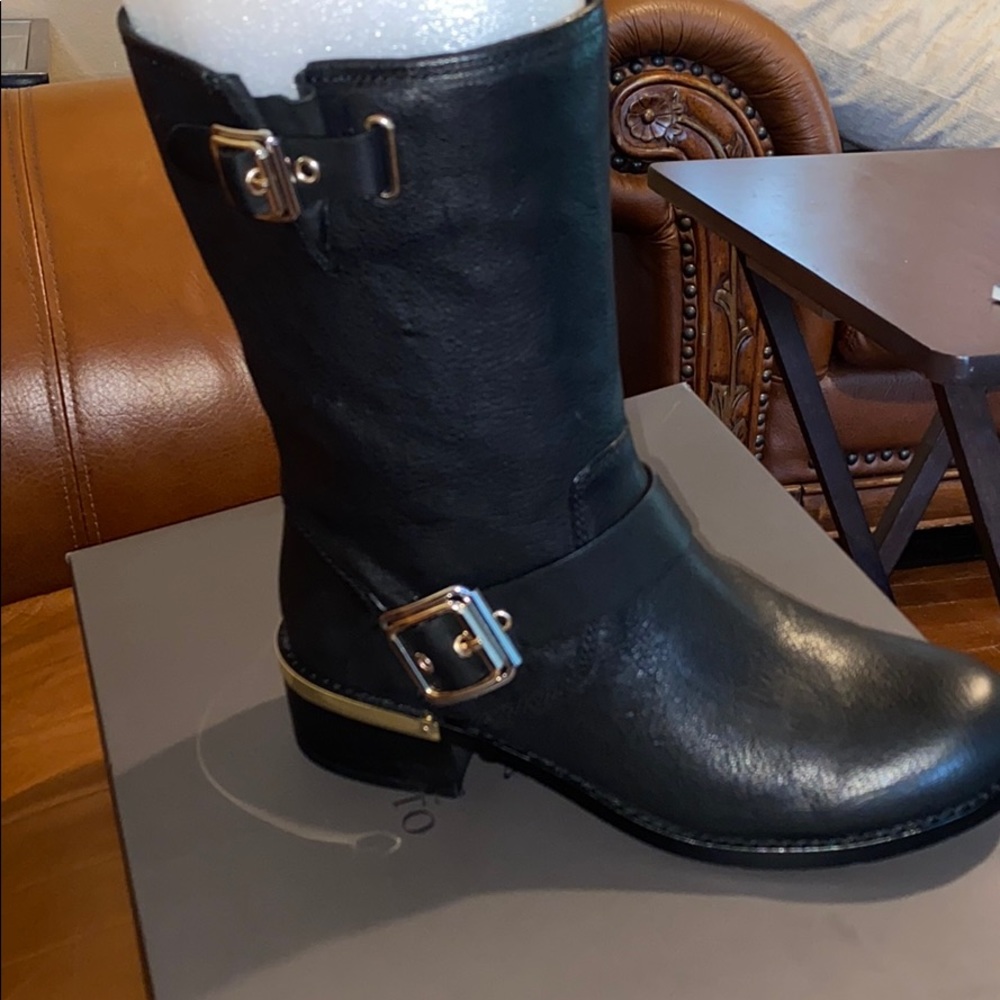Vince Camuto boots !